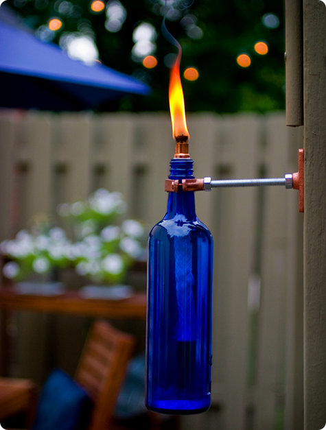 Awesome-diy-wine-bottle-crafts-for-outdoors-2