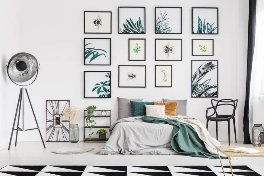 Bedroom-picture-wall-ideas