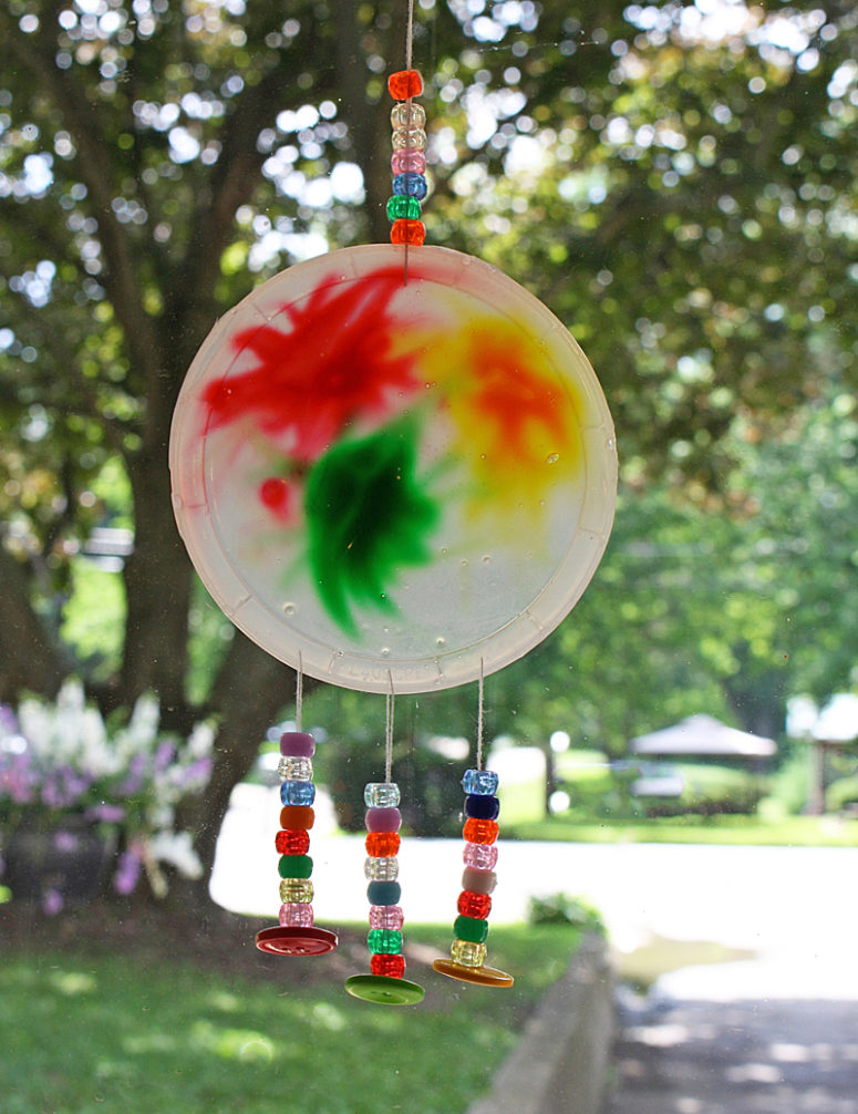 Colorful-diy-suncatchers-to-make-with-kids-8-775x1006-1