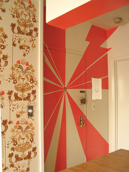 Decorating-doors-with-stencils-1