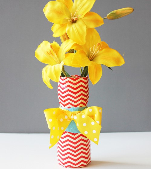 Duct-tape-vase-craft-title