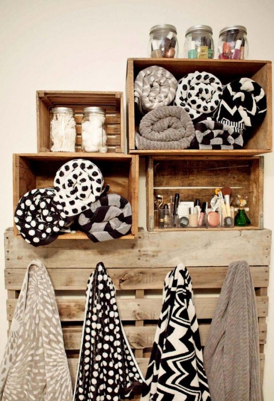 How-to-incorporate-wood-crates-into-decor-ideas-11-554x812-1
