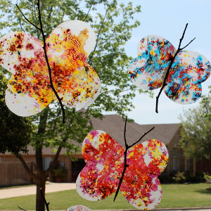 Little-hands-butterfly-suncatcher_id-387321-master-1