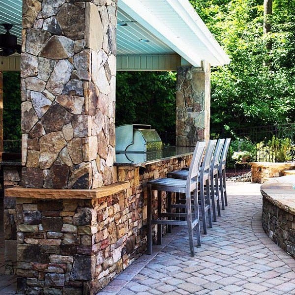 Rustic-outdoor-bar-ideas