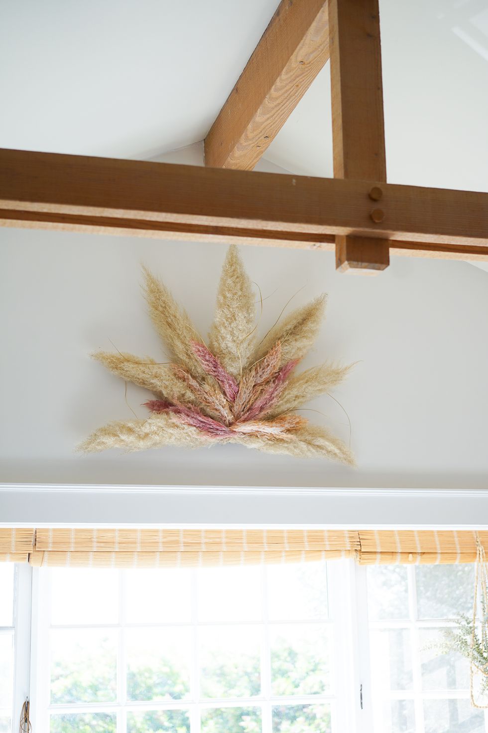 Thanksgiving-decorations-wall-1596813038