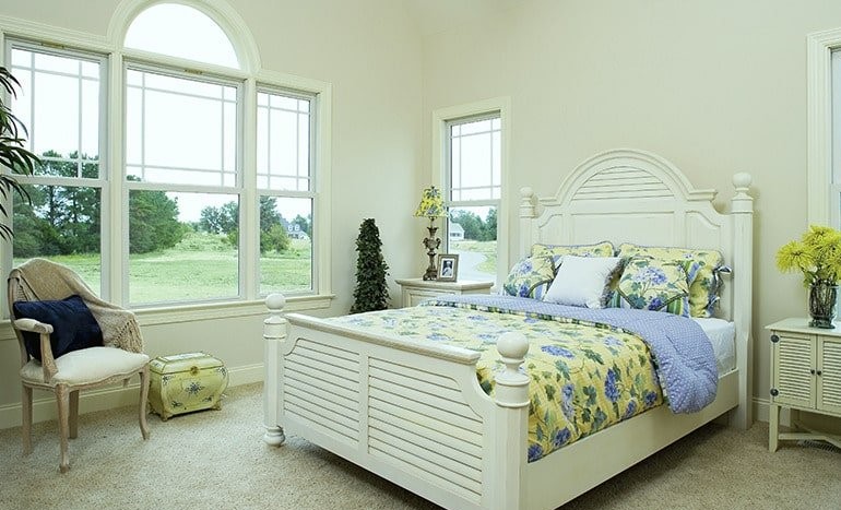 Traditional-style-primary-bedroom-feb182021-02-min