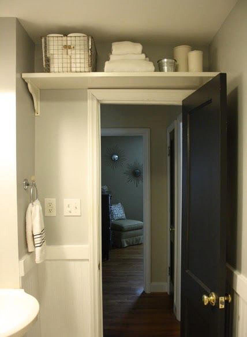 02-small-bathroom-storage-ideas-homebnc