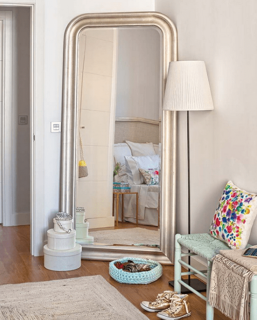 07-a-mirror-expands-the-space-and-works-for-the-dressing-corner