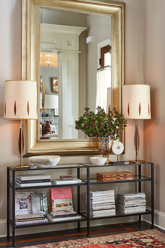09-oversized-rectangle-mirror-in-a-gilded-frame-makes-a-statement