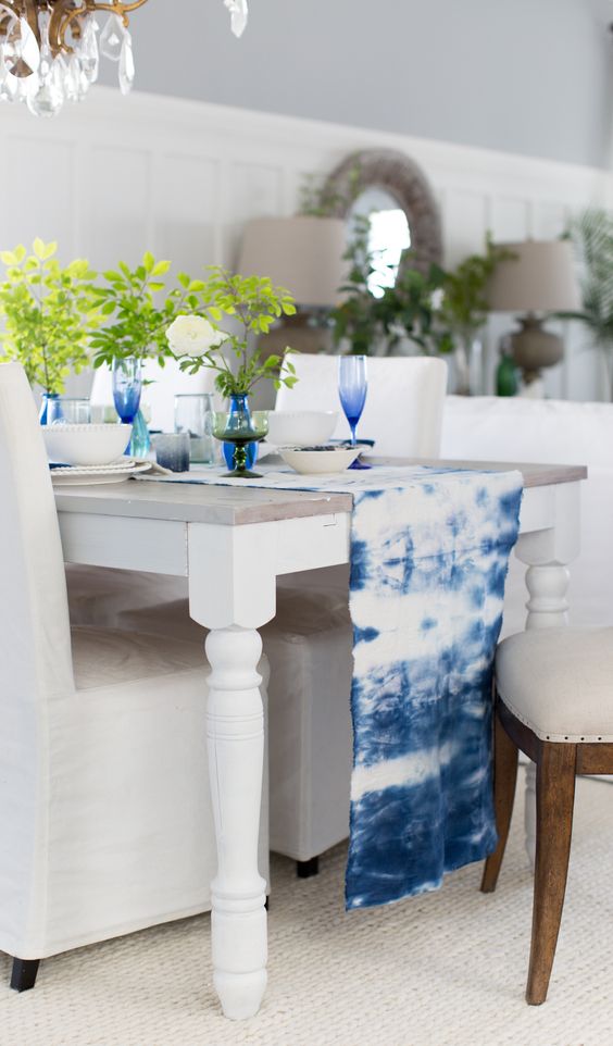 1-20-make-a-shibori-table-runner-and-add-matching-glasses-to-highlight-it