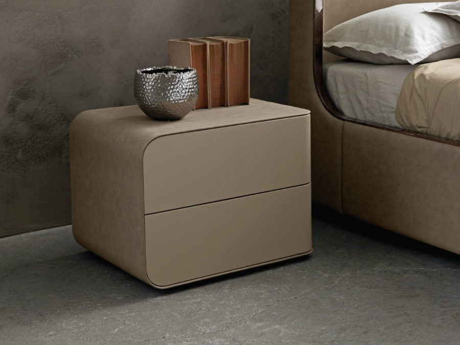 1-passion-nighstand-by-presotto-900x676-1