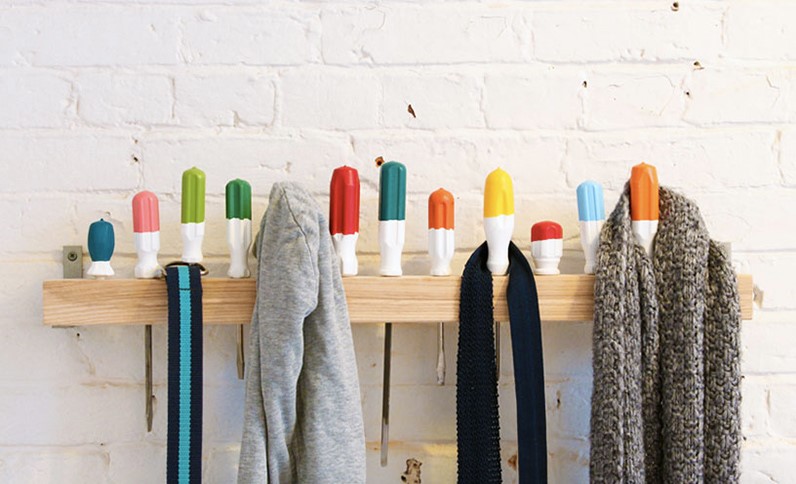 11-screwdrivercoatrack