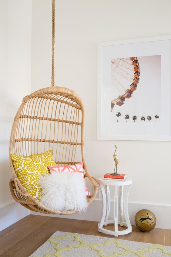 12-a-rattan-suspended-chair-is-great-for-a-teenage-girl-bedroom