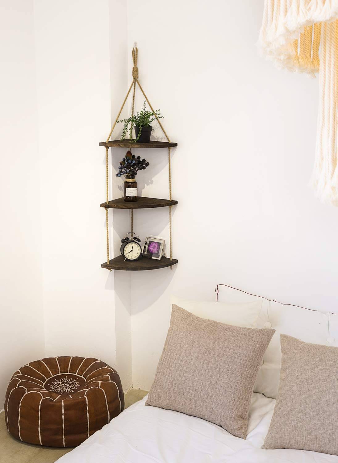 16-corner-shelf-ideas-homebnc