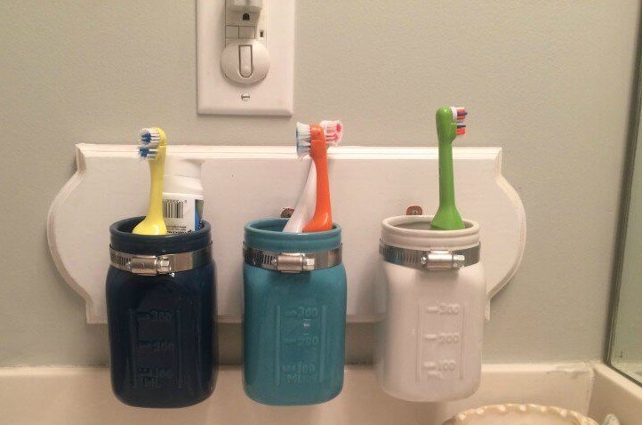 18d-diy-bathroom-storage-organizing-ideas-homebnc-v3-ltr