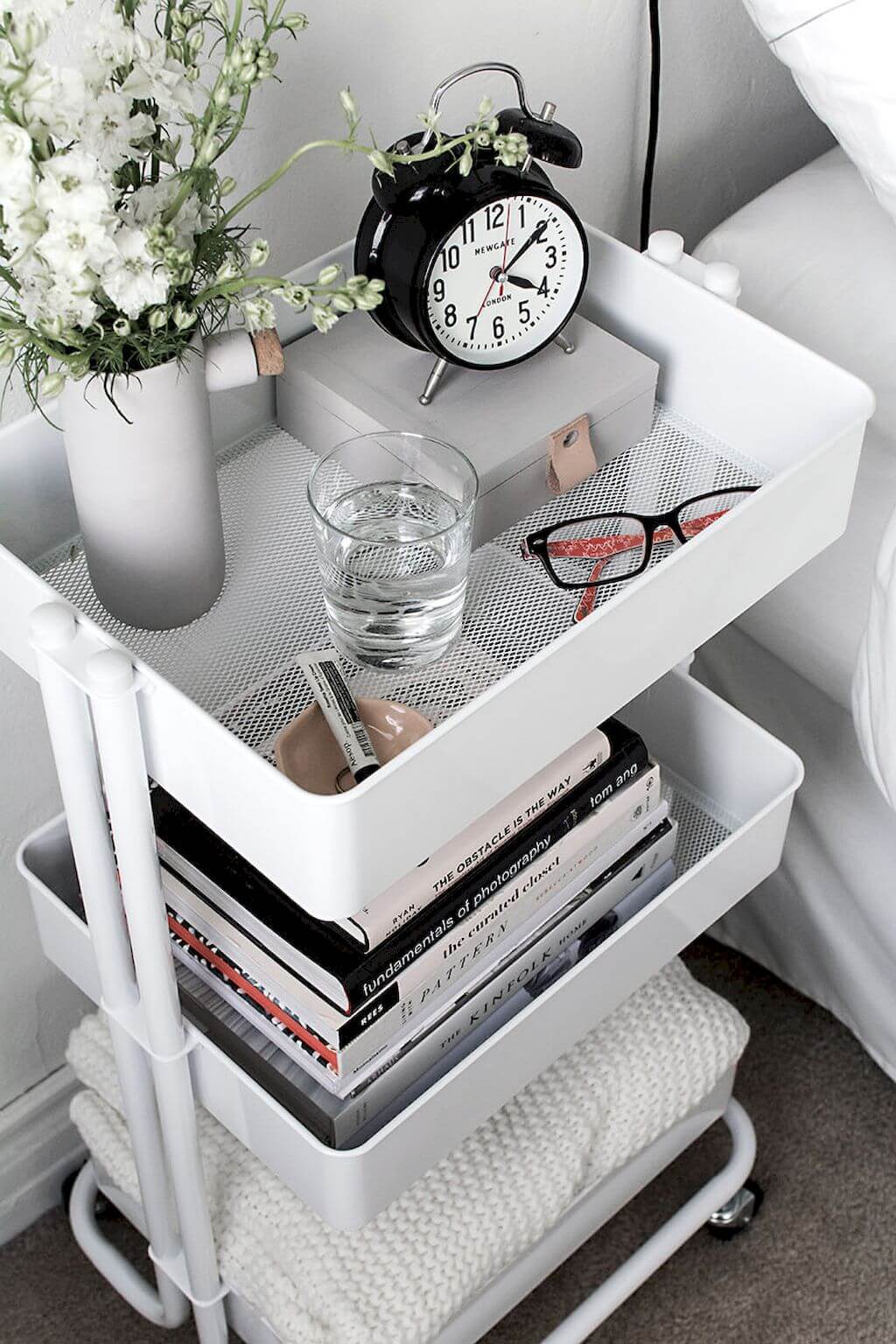 20-nightstand-ideas-homebnc
