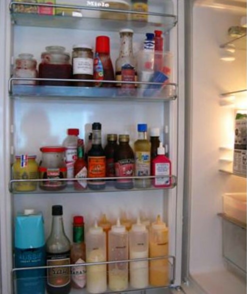 4-sauce-bottles