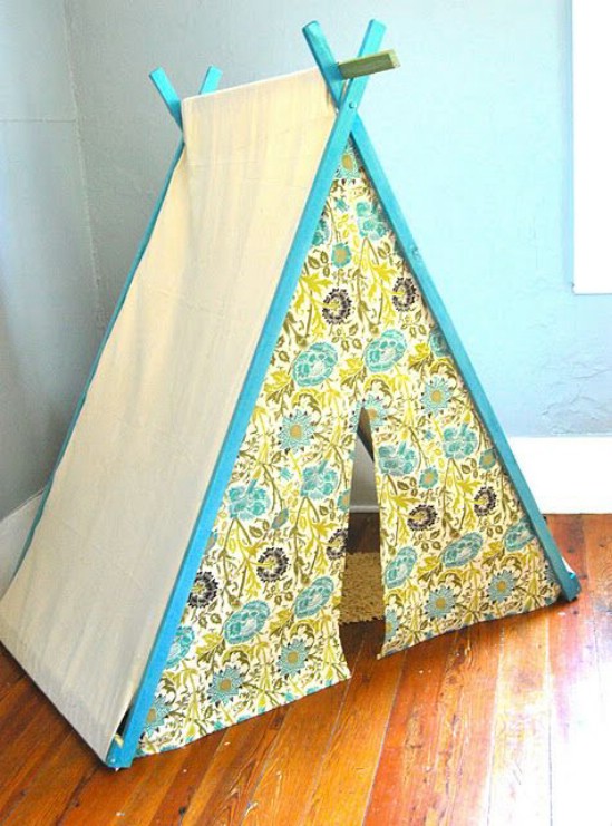 8-kids-fort-diyncrafts-old-curtains