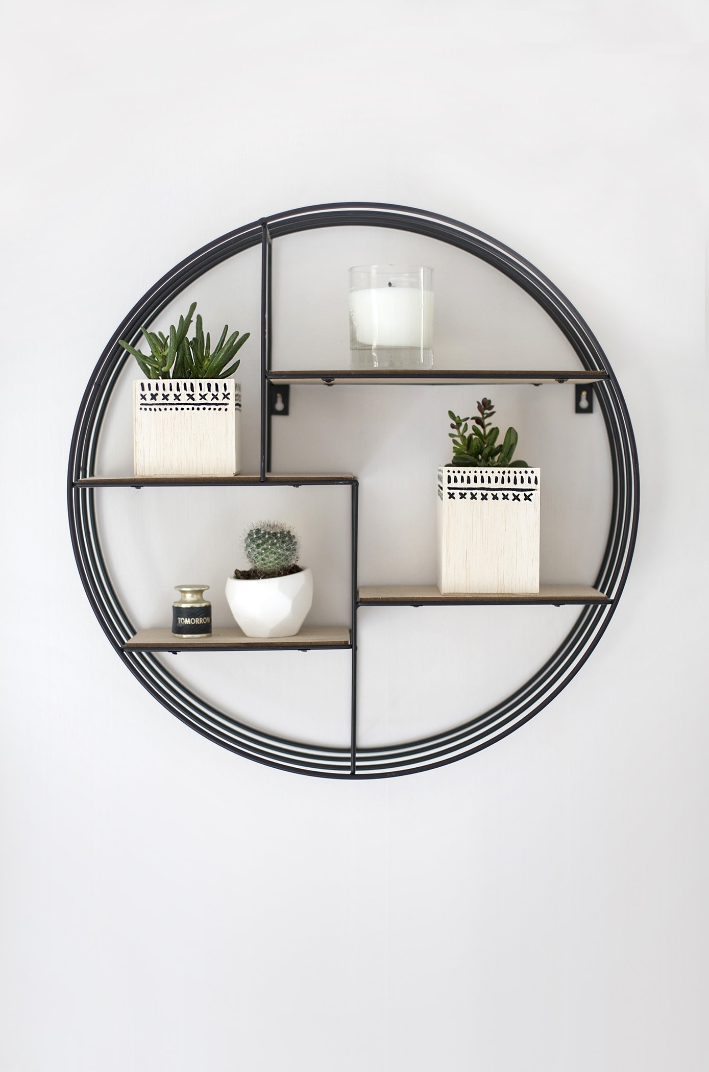 Diy-mudcloth-wood-planters-easy-home-craft-ideas