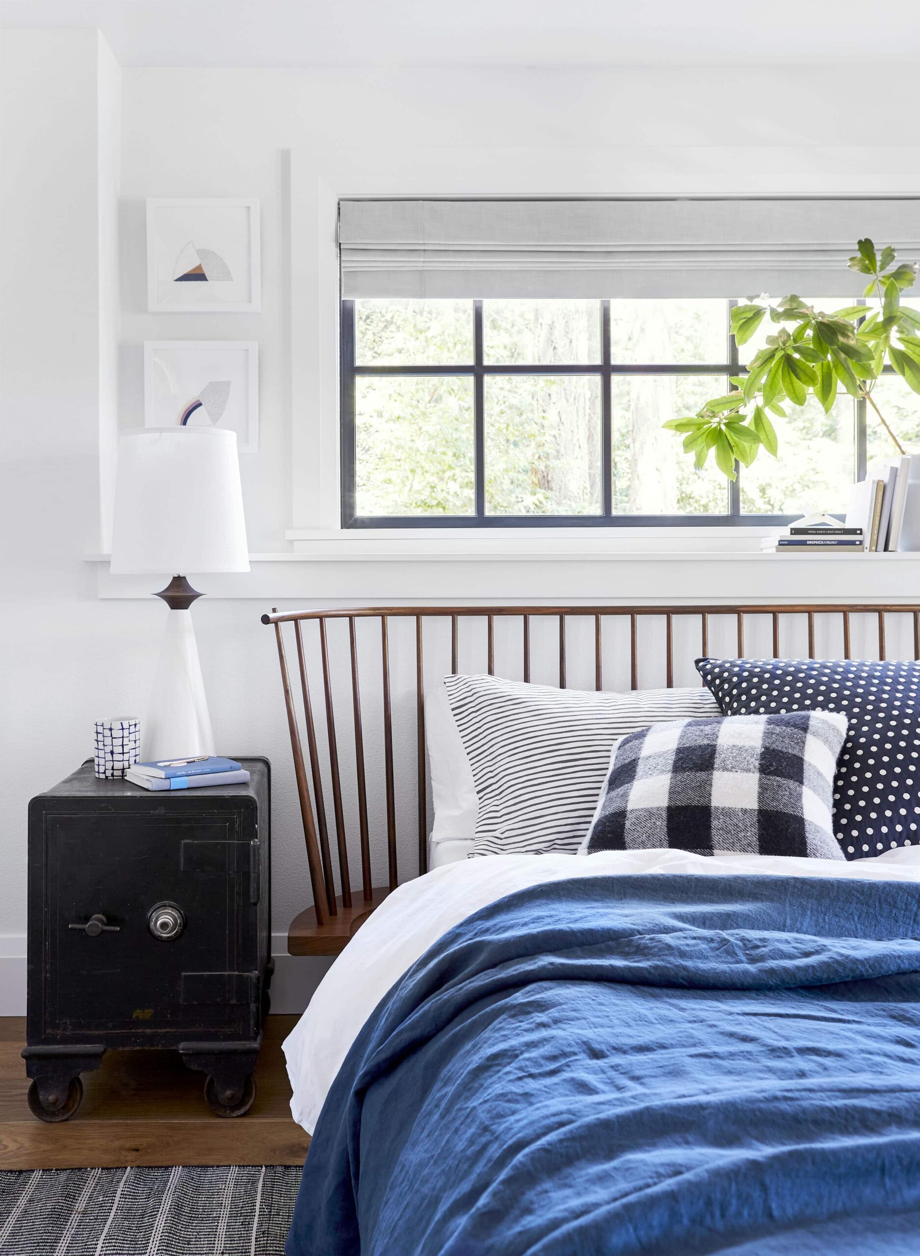 Emily-henderson-portland-traditional-guest-bedroom7-scaled-1