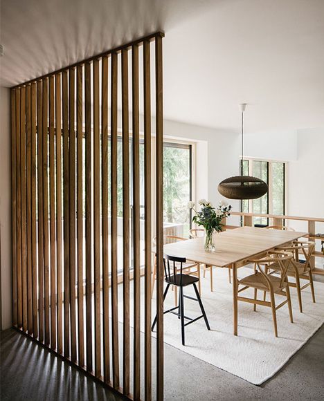 Farmhouse-style-room-divider-5