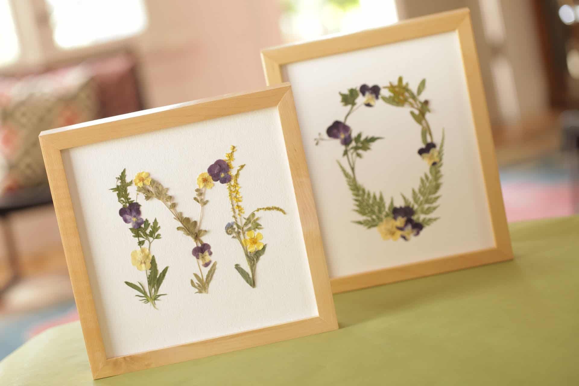 Framed-pressed-flower-initials