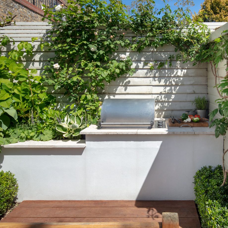 Garden-decking-for-outdoor-kitchen-area-920x920-1
