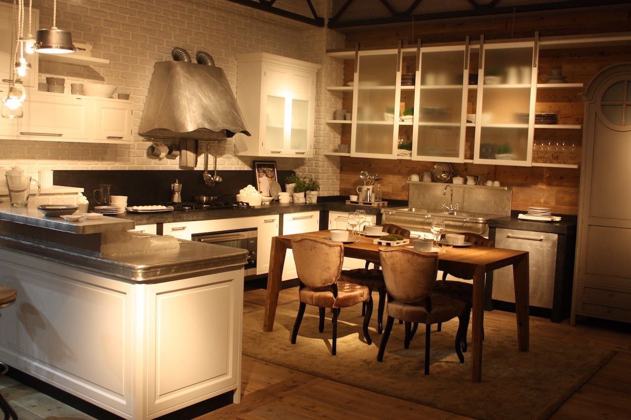 Marchi-wood-paneling-and-frosted-glass-sliding-doors-for-cabinets
