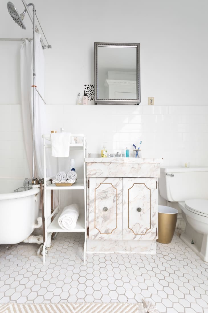 At_house-tours_archive_aster-studio_57d9023ae67158bb9d1764b974dad8b43ba2696b