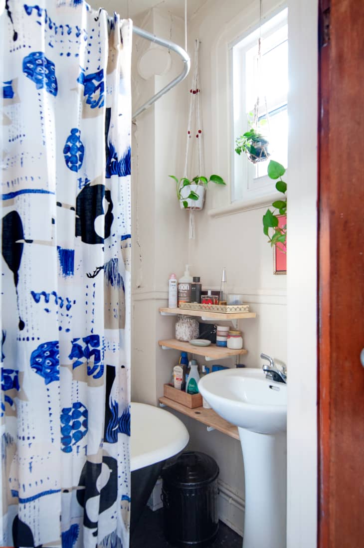 At_house-tours_archive_mona_2574c8eab85a6a352474d3ed1289c6583a0b0f5c