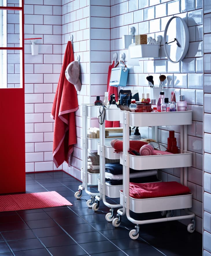 At_organize-clean_ikea-raskog-bathroom-storage
