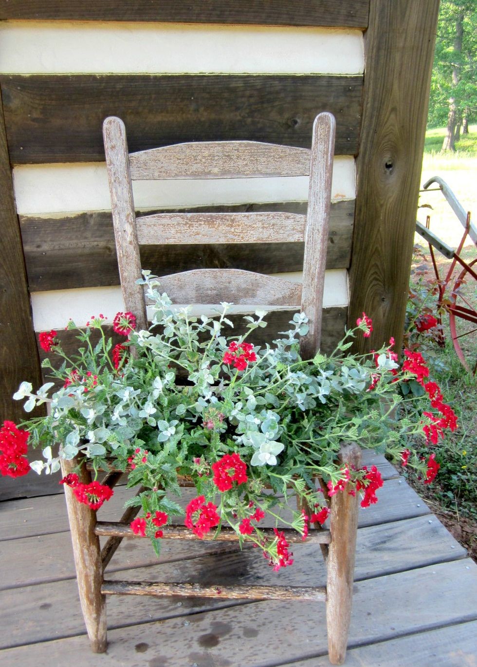 Chair-planter