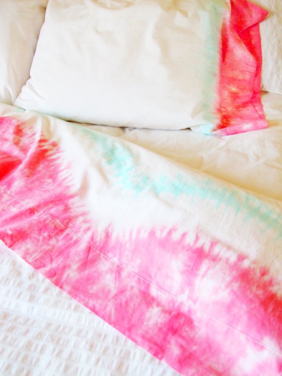 Diy-tie-dye-sheets