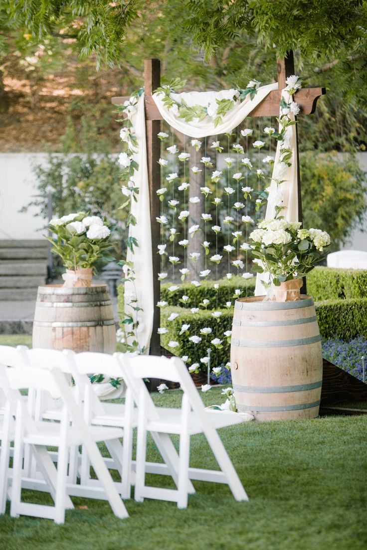 Elegant-rustic-backyard-wedding-arbor-ideas