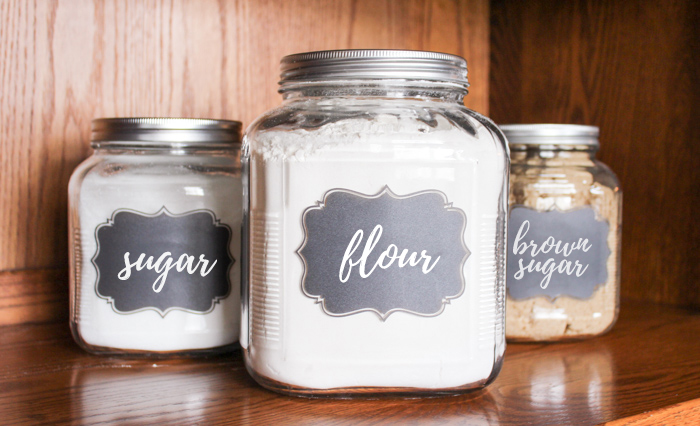 Flour-and-sugar-canisters-2