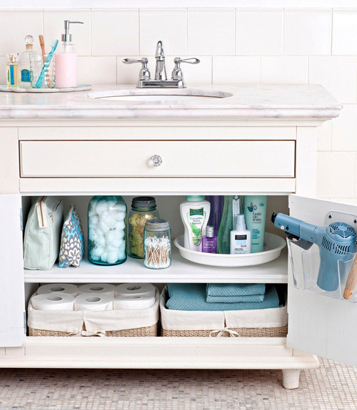 Organize-master-bathroom-xl