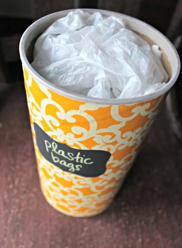 Plastic-bag-oatmeal-canister-750