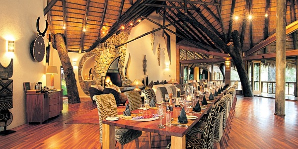 Safari-themed-dining-area