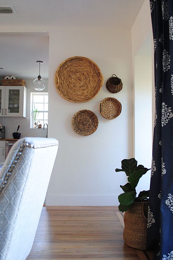 03-wall-baskets-and-a-basket-planter-echo-with-each-other