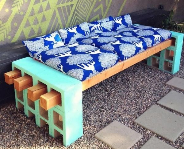 09-diy-patio-decoration-ideas-homebnc-300x242@2x