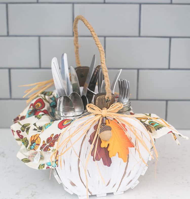 1-thrift-store-pumpkin-basket-utensil-holder-15