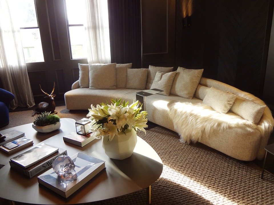 1-centerpiece-in-livingroom