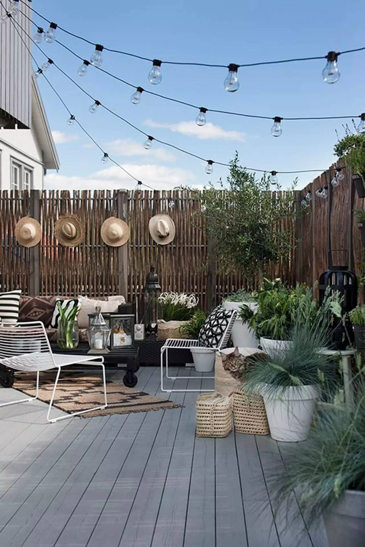 10-diy-patio-decoration-ideas-homebnc