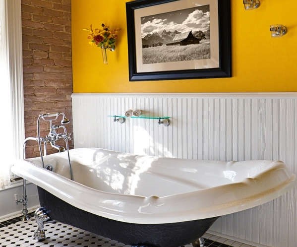 12_vintage_bathroom_features_that_never_go_out_of_style