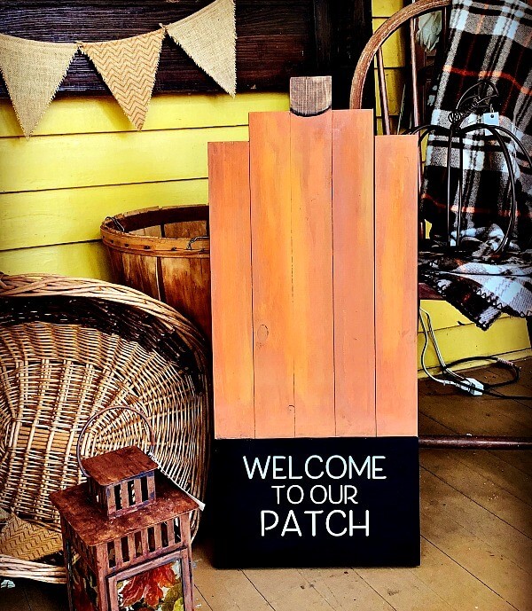 20d-farmhouse-fall-decorating-ideas-homebnc-v3