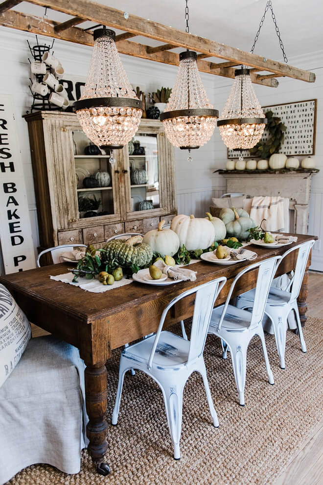 29-farmhouse-fall-decorating-ideas-homebnc
