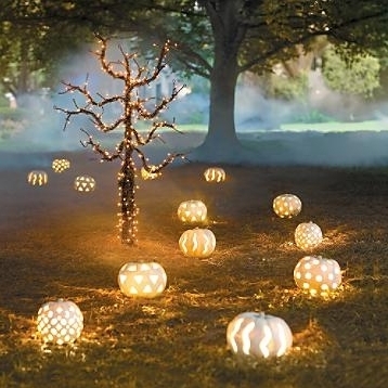 47-make-glowing-pumpkin-path-homebnc