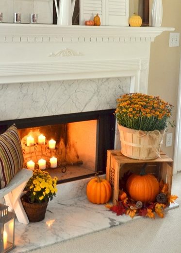 62-exciting-fall-mantel-decor-ideas-10