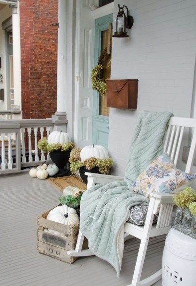 Autumn-decoration-in-the-balcony14