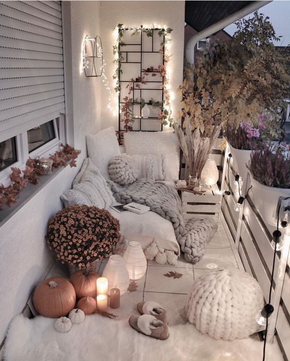 Autumn-decoration-in-the-balcony8
